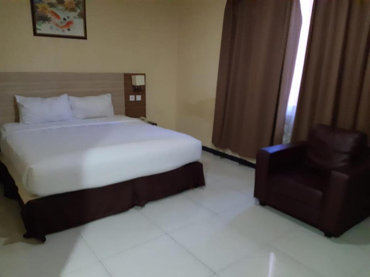 Agraha Andalas Hotel Makassar Ngoại thất bức ảnh