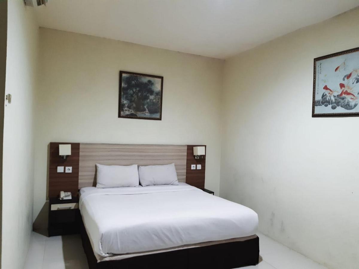 Agraha Andalas Hotel Makassar Ngoại thất bức ảnh