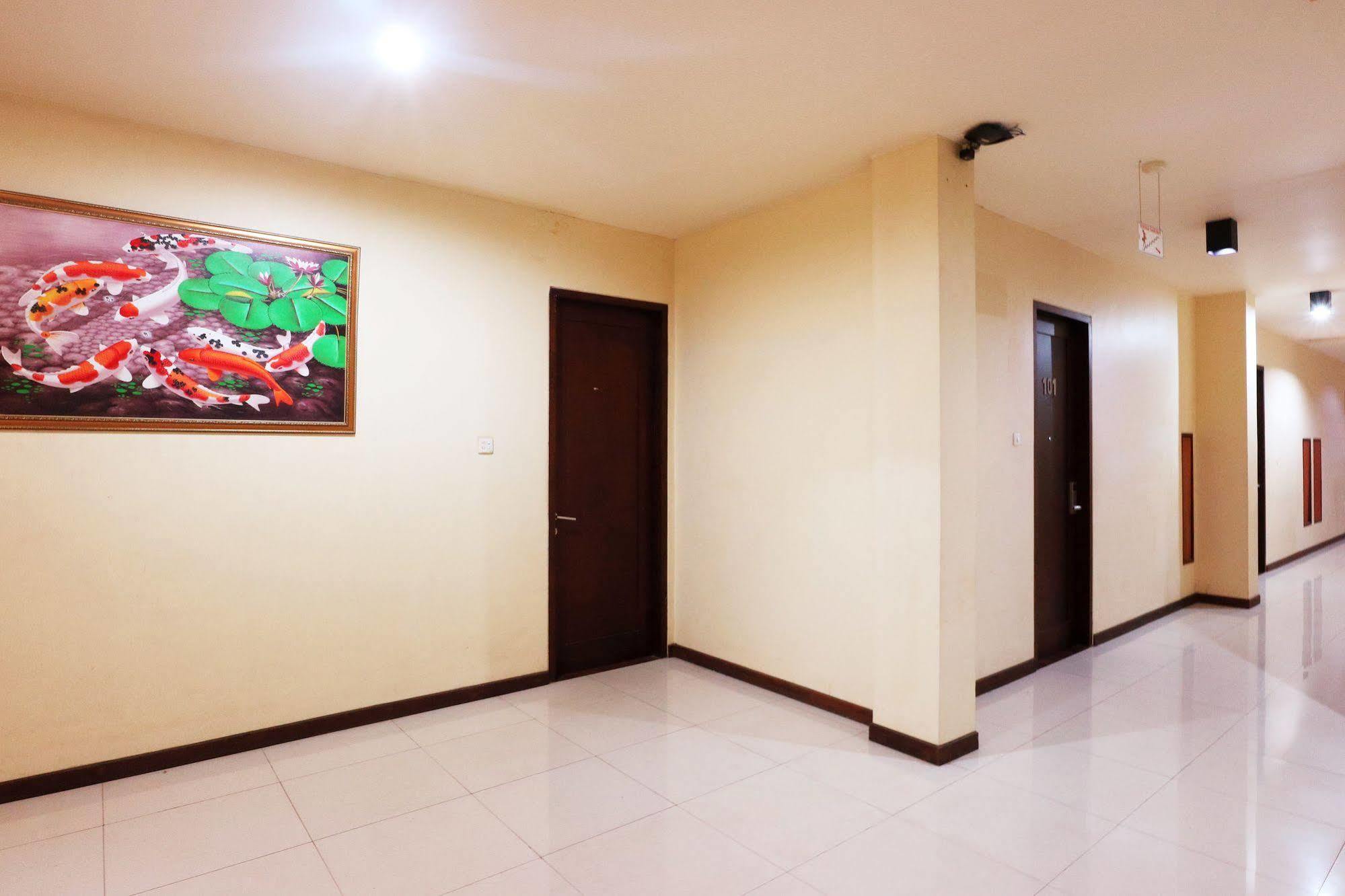 Agraha Andalas Hotel Makassar Ngoại thất bức ảnh