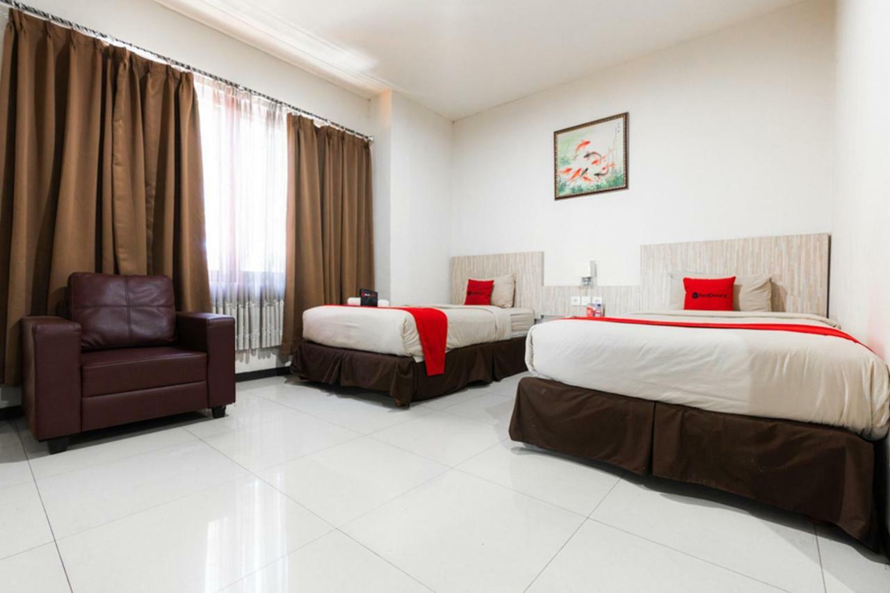 Agraha Andalas Hotel Makassar Ngoại thất bức ảnh