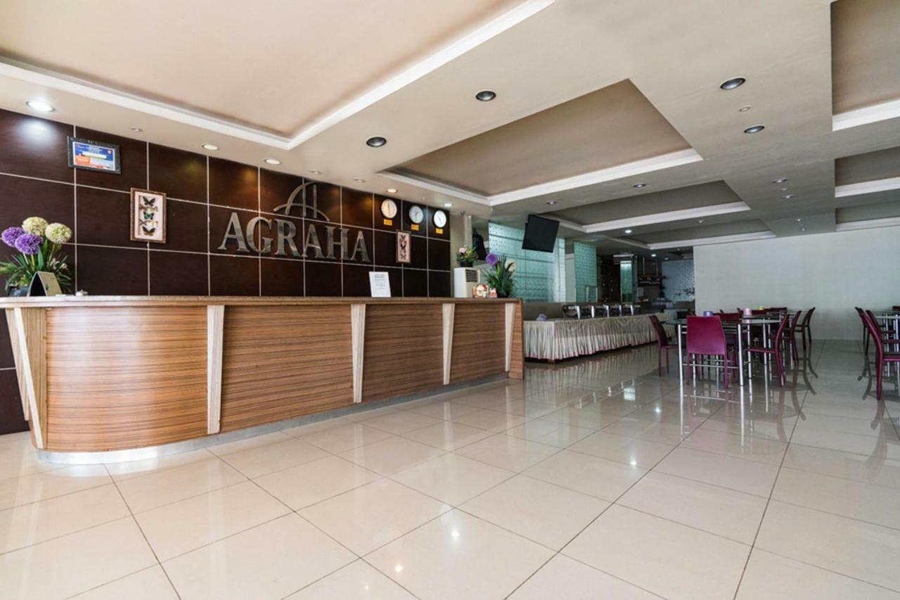 Agraha Andalas Hotel Makassar Ngoại thất bức ảnh