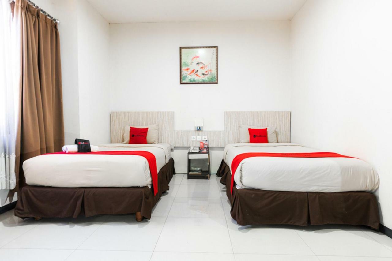 Agraha Andalas Hotel Makassar Ngoại thất bức ảnh
