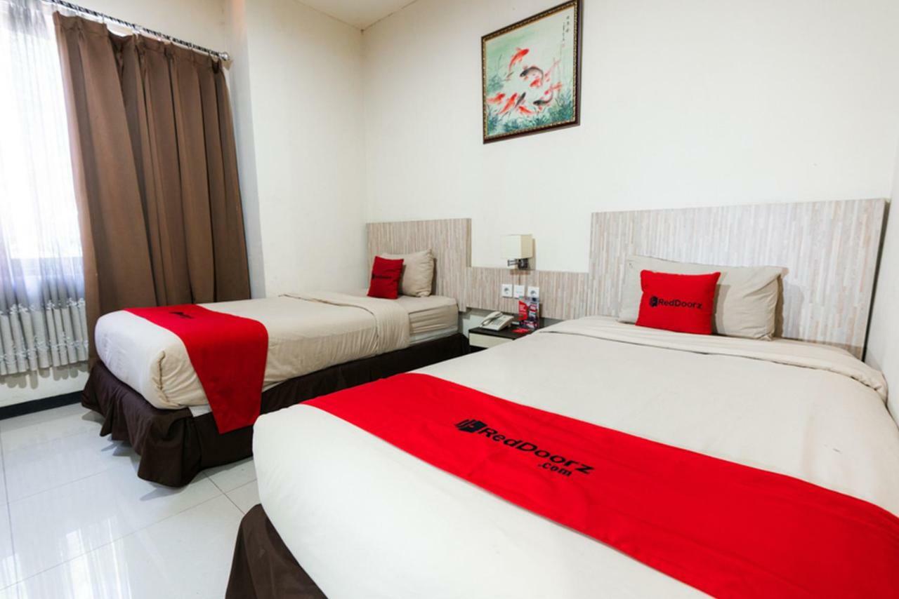 Agraha Andalas Hotel Makassar Ngoại thất bức ảnh