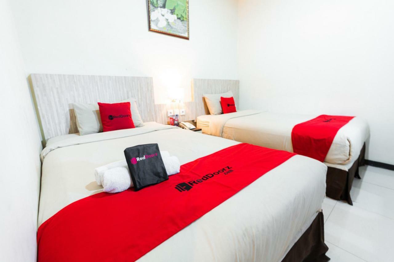 Agraha Andalas Hotel Makassar Ngoại thất bức ảnh