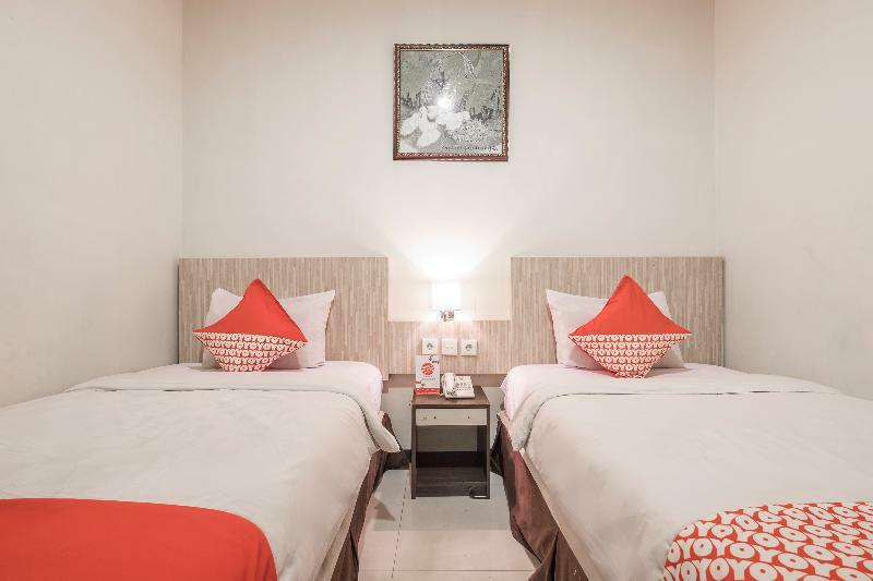 Agraha Andalas Hotel Makassar Ngoại thất bức ảnh